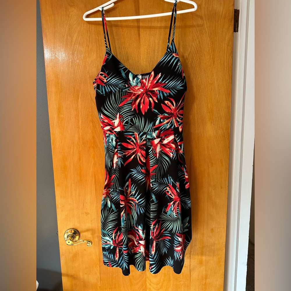 Haute Fox Tropical Floral Print Dress